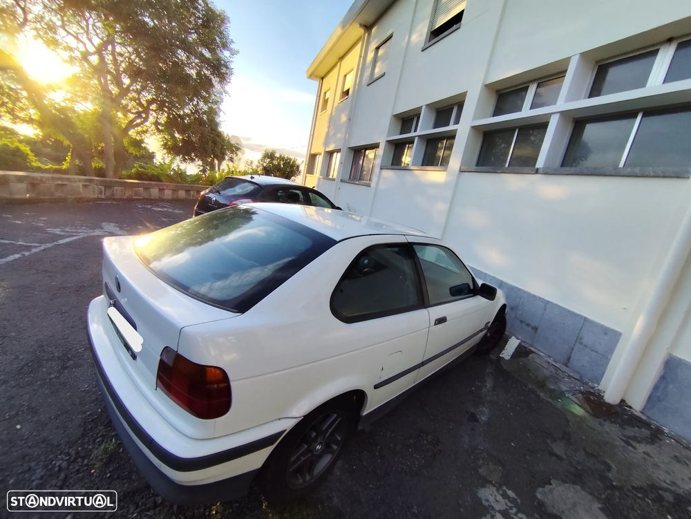 BMW 318 tds Compact - 8