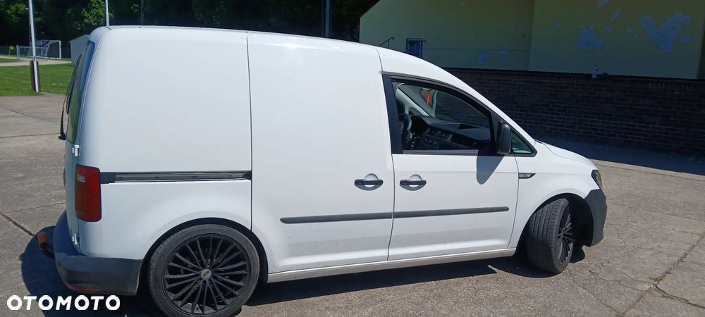 Volkswagen Caddy - 4