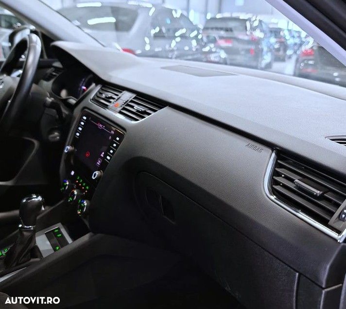 Skoda Octavia 1.6 TDI DSG Ambition - 6