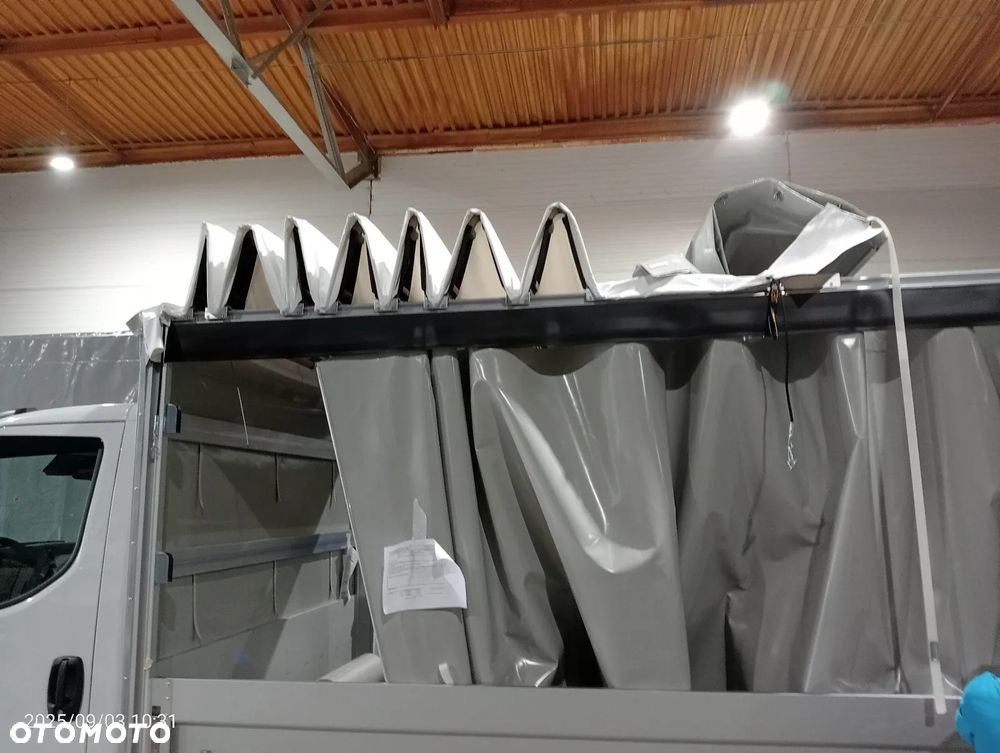 Maxus E-Deliver 9 - 20