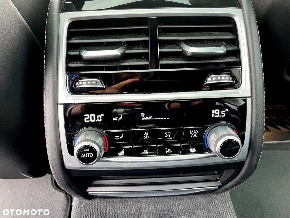 BMW Seria 7 730Ld xDrive mHEV - 13