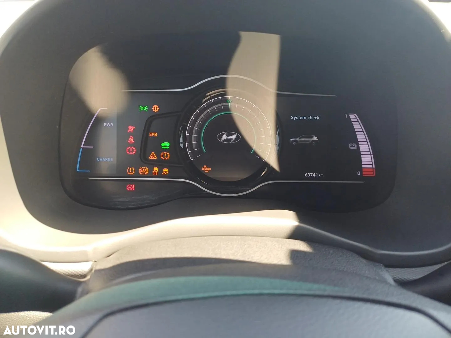 Hyundai KONA BEV 204 CP 64.8 kWh Premium - 12