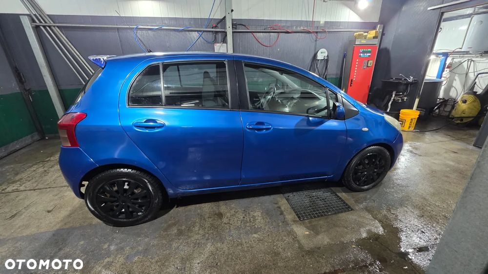 Toyota Yaris 1.4 D-4D Executive - 4