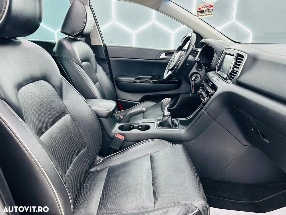 Kia Sportage 1.7 CRDI 2WD Dream-Team Edition - 20