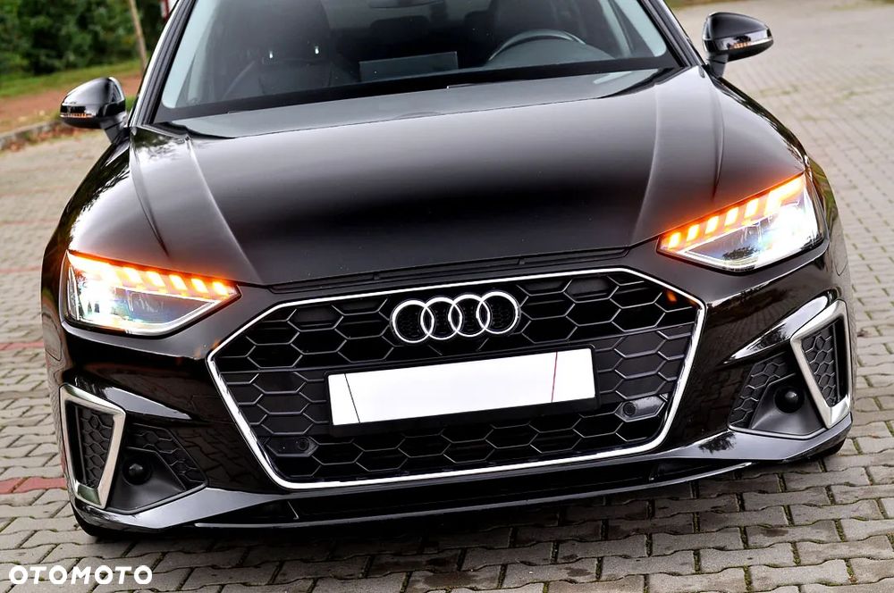 Audi A4 ver-avant-35-tfsi-s-tronic-s-line - 13