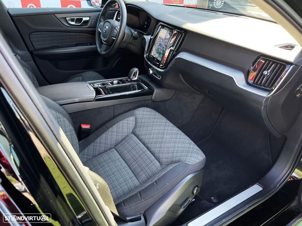 Volvo V60 2.0 T6 AWD TE Core - 12