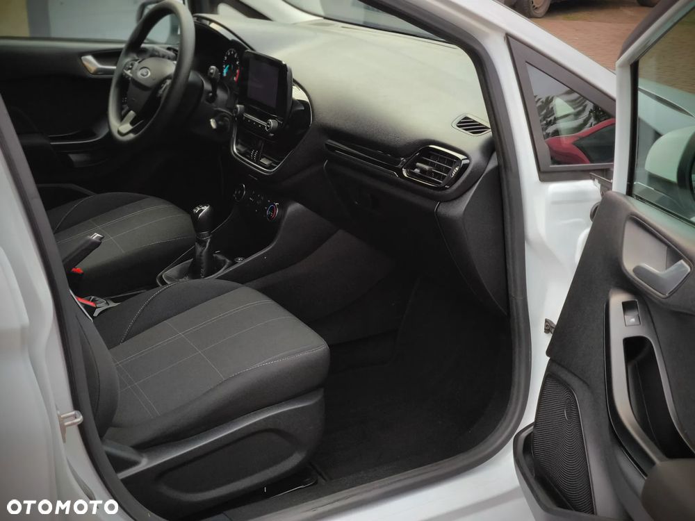 Ford Fiesta 1.1 SYNC Edition - 11