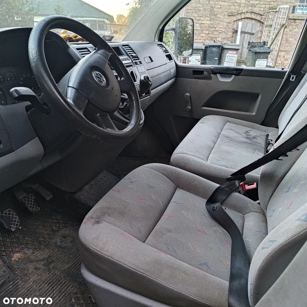 Volkswagen Transporter T5 - 2
