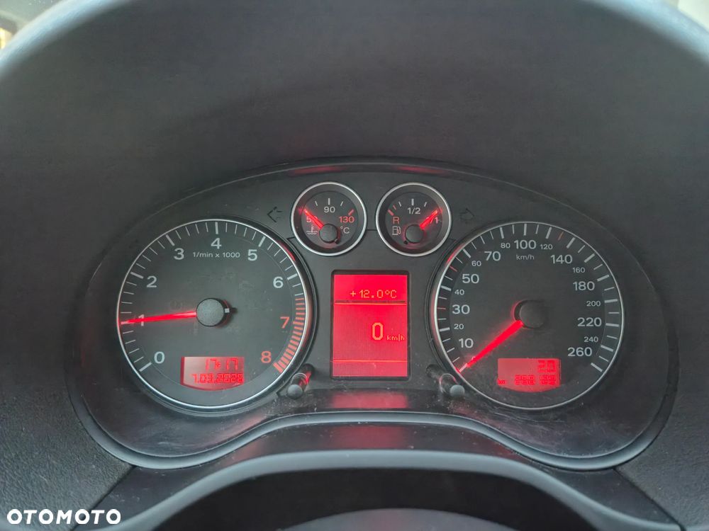 Audi A3 Sportback 1.6 Ambiente - 18