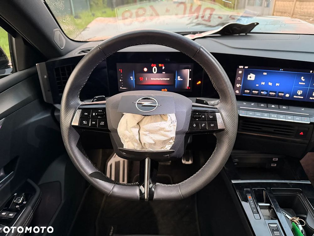 Opel Astra 1.2 Turbo Automatik GS - 8