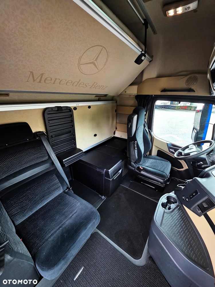 Mercedes-Benz ACTROS MP5 1848 / Giga / Salonka / Aktywny tempomat / Klima postojowa - 10