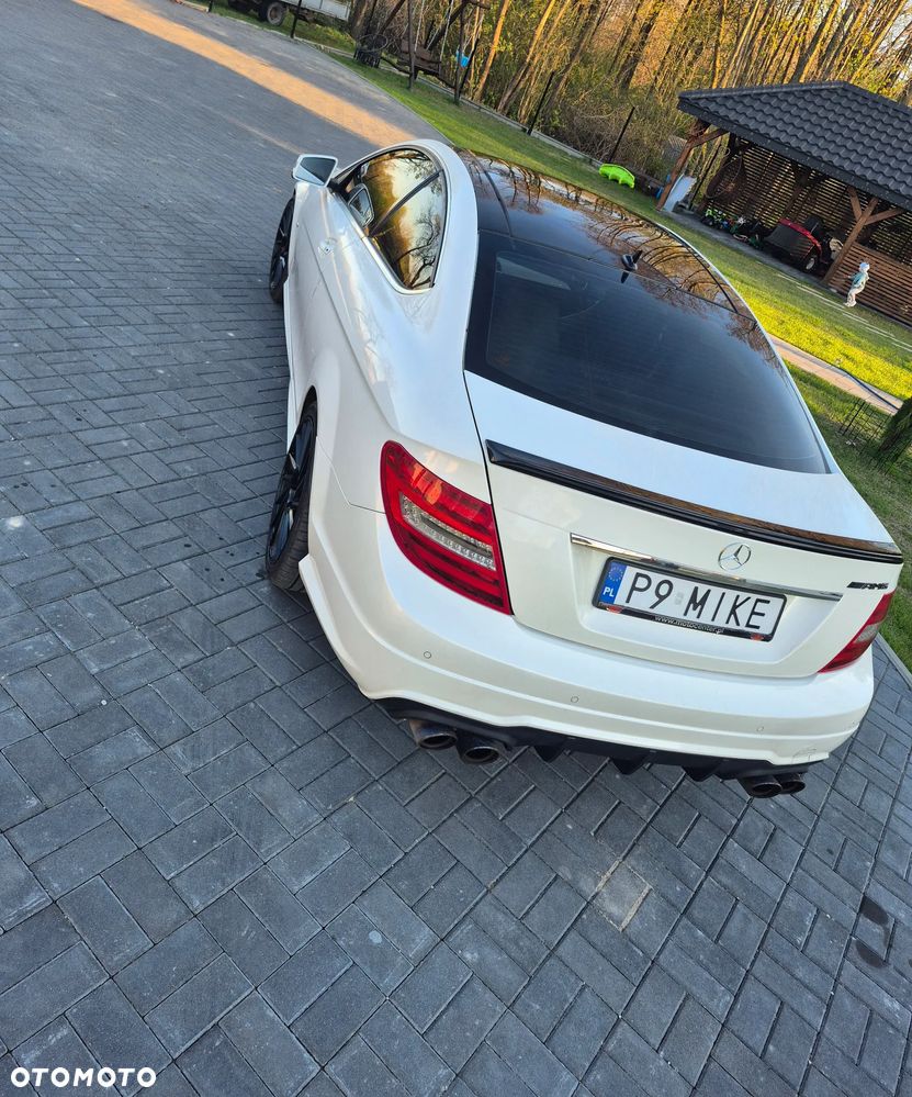 Mercedes-Benz Klasa C 250 CDI DPF BlueEFFICIENCY 7G-TRONIC Edition 1 - 6