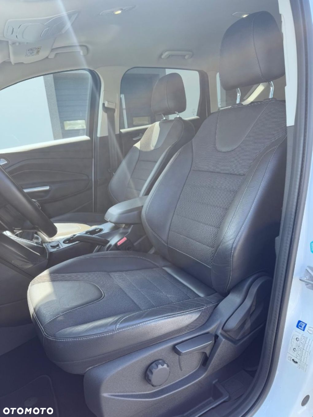 Ford Kuga - 19