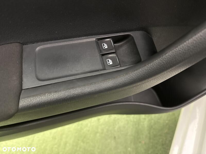 Skoda Fabia 1.0 Ambition - 12