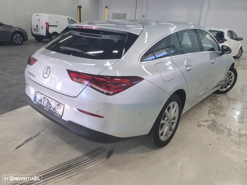 Mercedes-Benz CLA 250 e Shooting Brake Style Plus - 3