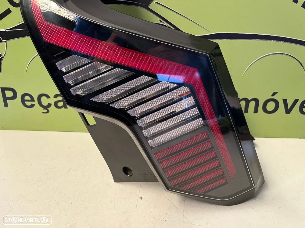 Kia EV3 - FAROLIM DIREITO - FT520 - 2