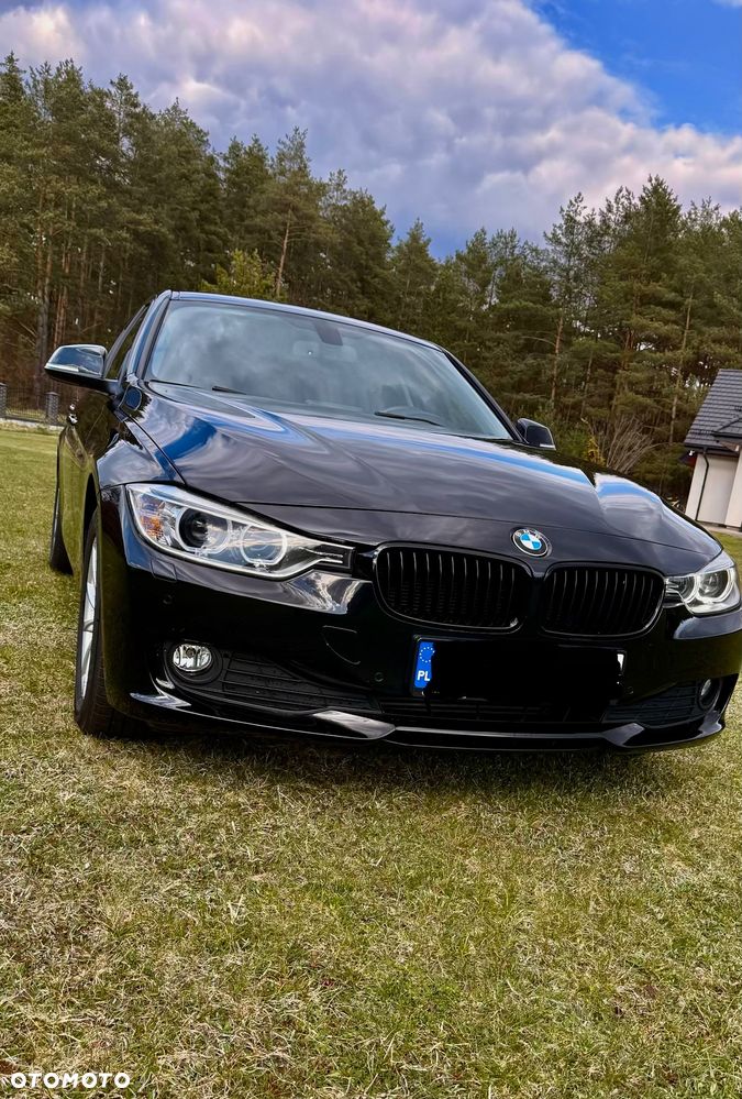 BMW Seria 3 318d - 6