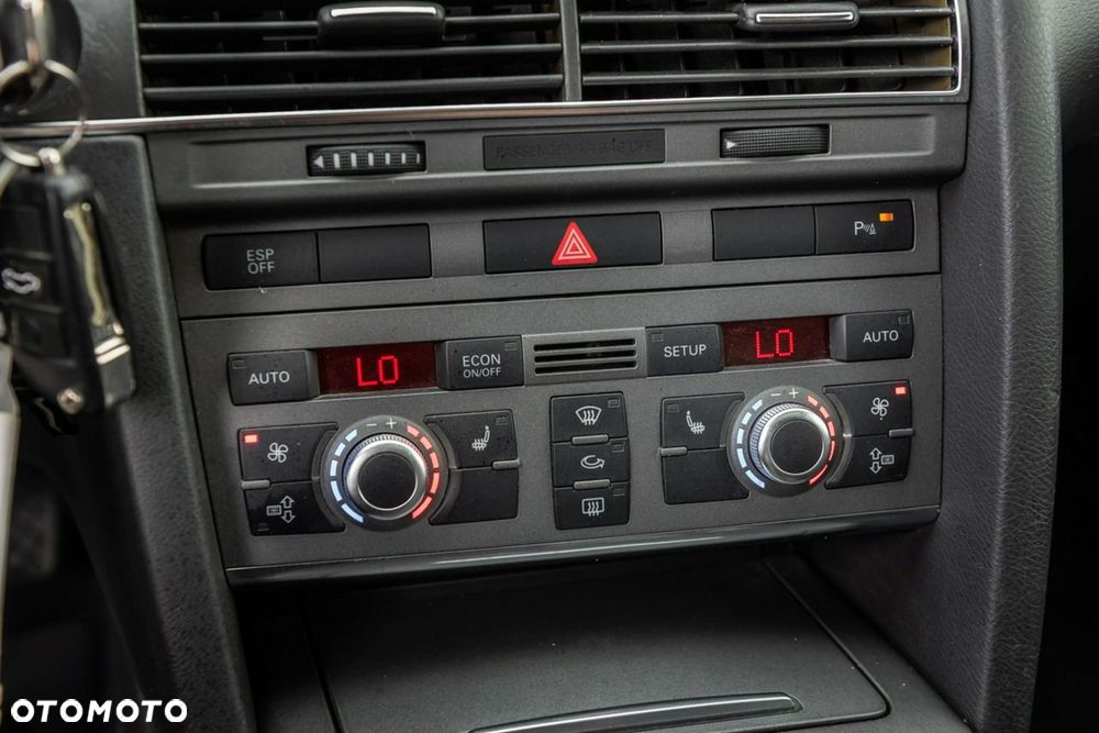 Audi A6 Avant 3.0 TDI tiptronic quattro - 24