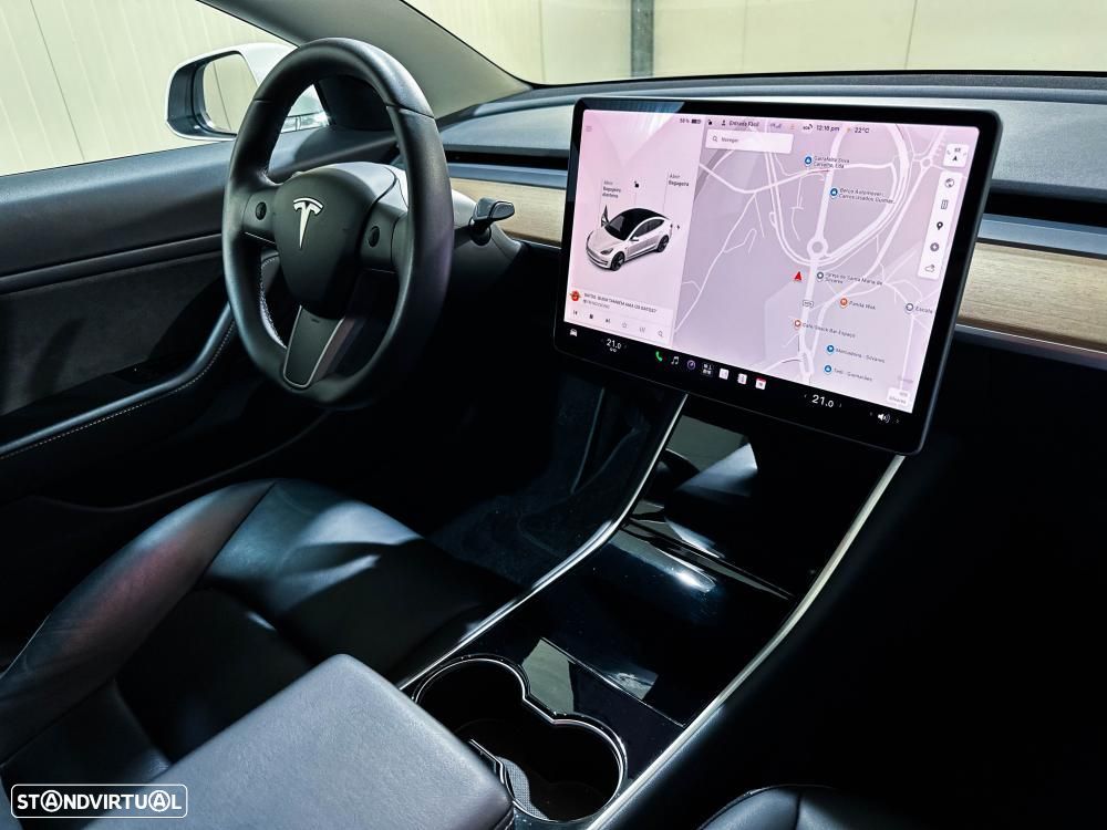 Tesla Model 3 Long-Range Dual Motor AWD - 26