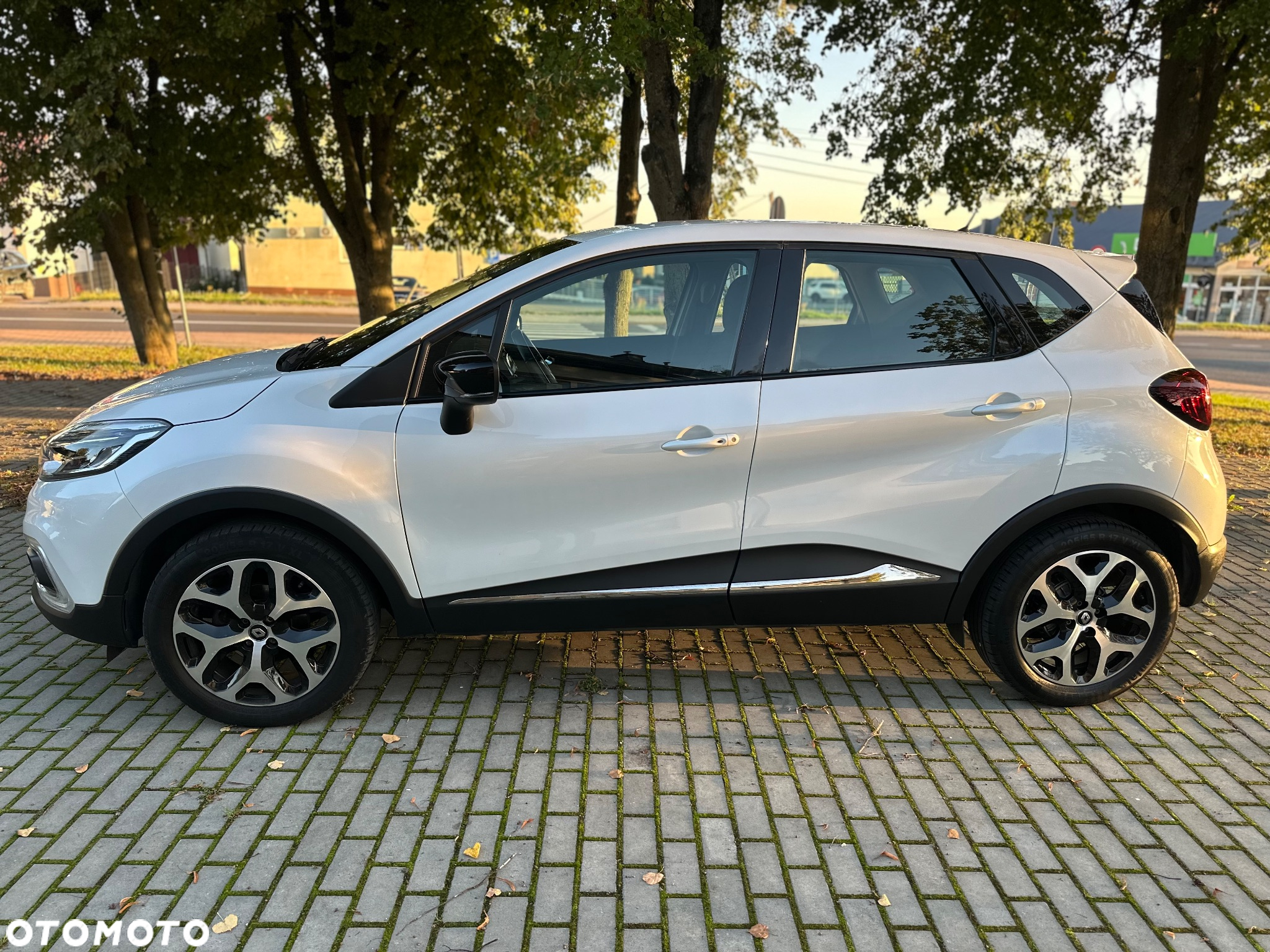 Renault Captur ENERGY TCe 90 Start&Stop Luxe - 5