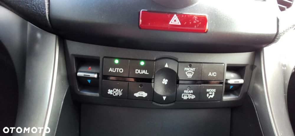 Honda Accord 2.0 Elegance - 23