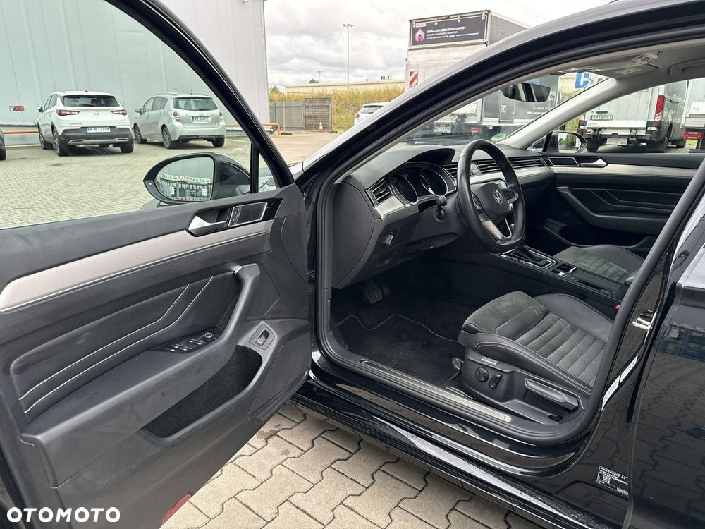 Volkswagen Passat 2.0 TSI Elegance DSG - 10
