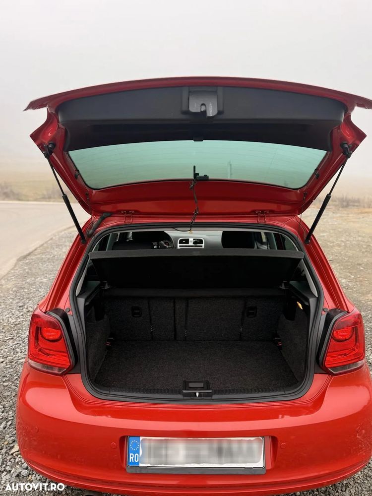 Volkswagen Polo - 2