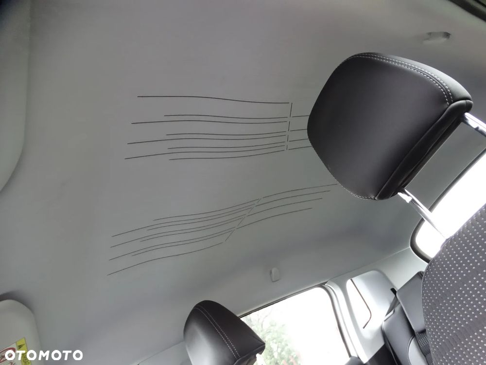 Peugeot 2008 - 14