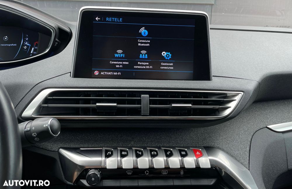 Peugeot 3008 1.2 PureTech 130 EAT8 GT - 29