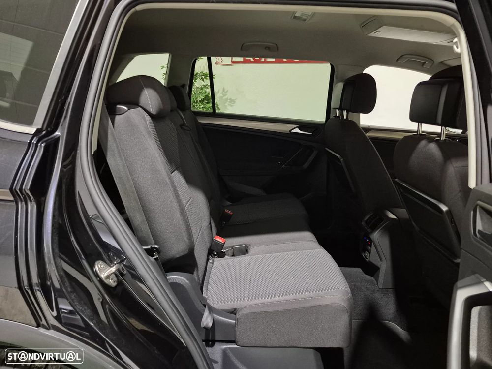 VW Tiguan Allspace 2.0 TDI Confortline - 19