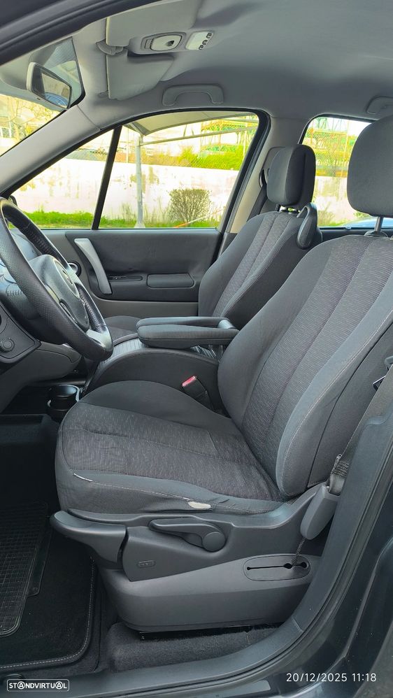 Renault Scénic 1.5 dCi Dynamique S - 34