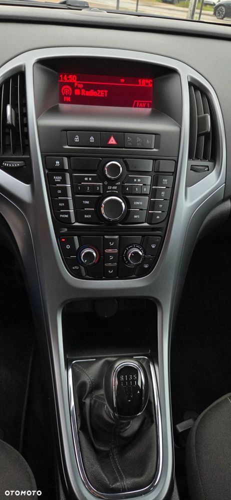 Opel Astra 1.6 Color Edition - 29