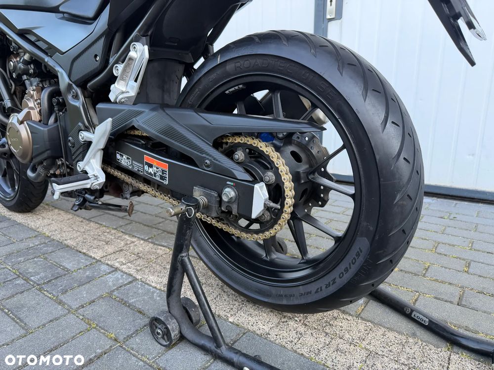 Honda CB - 12