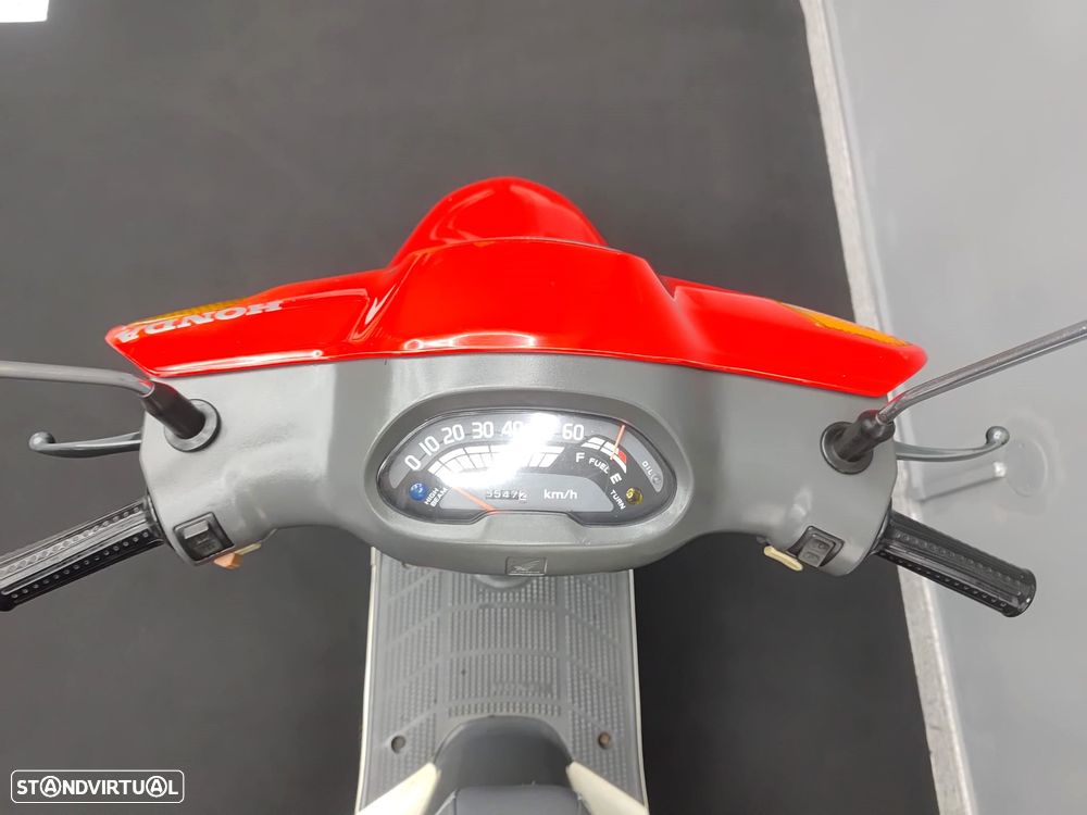 Honda Vision 50 - 10