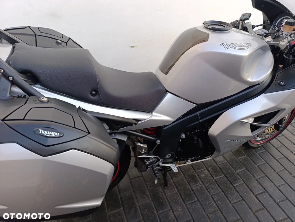 Triumph Sprint - 28