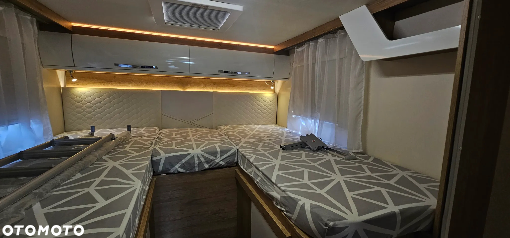 CI HORON 84 XT KAMPER - 30
