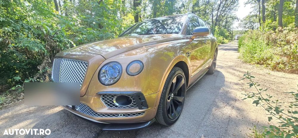 Bentley Bentayga - 3
