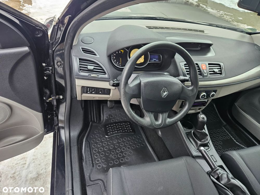 Renault Megane 1.6 16V 100 Expression - 12