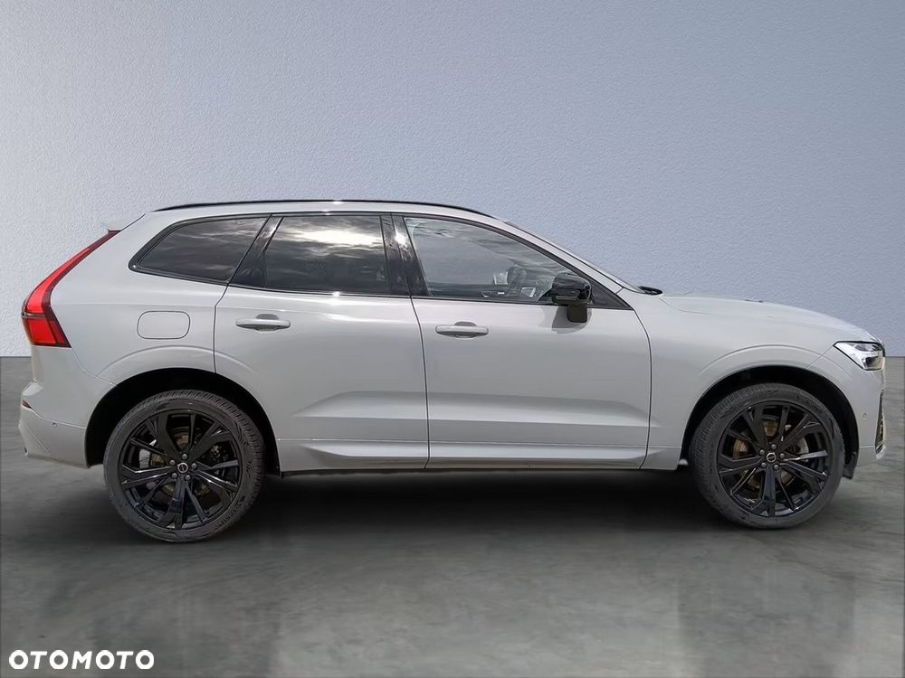 Volvo XC 60 B5 B AWD Ultra Black Edition - 19