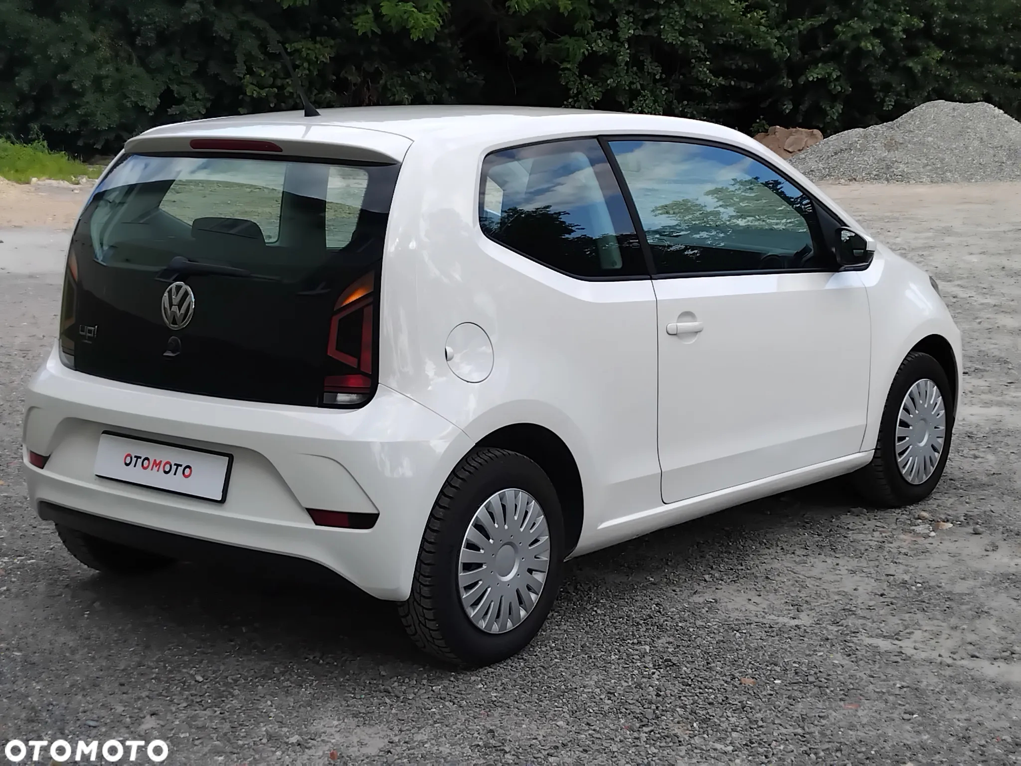 Volkswagen up! - 24