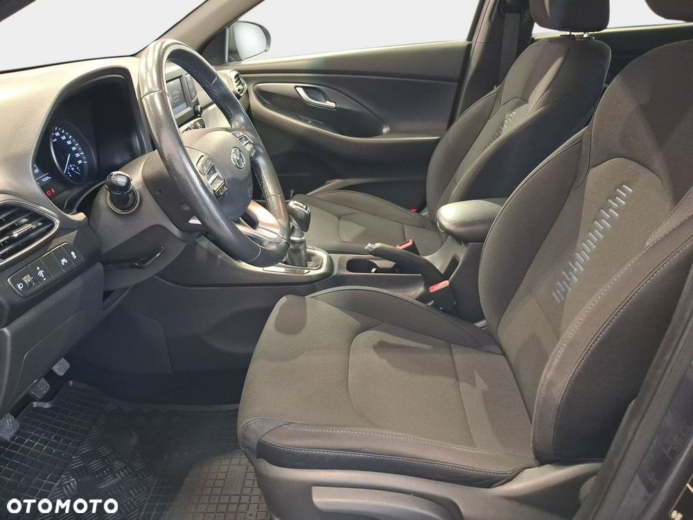Hyundai i30 - 16