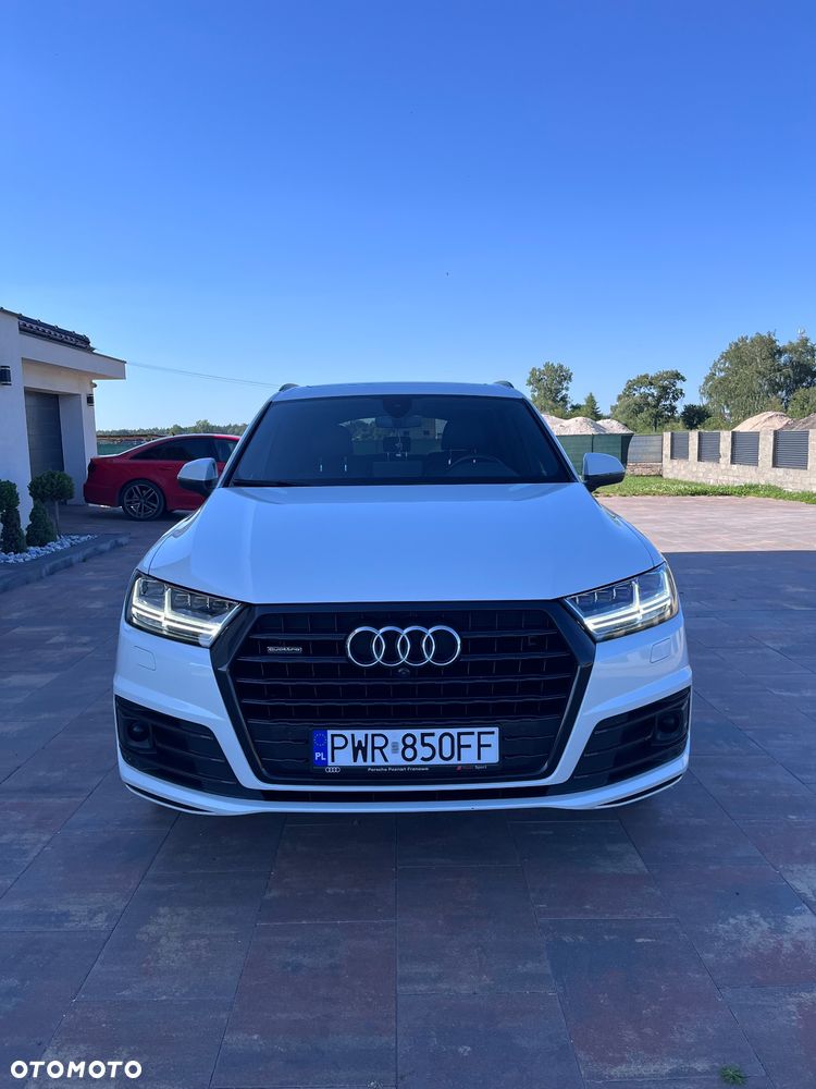 Audi Q7 - 4