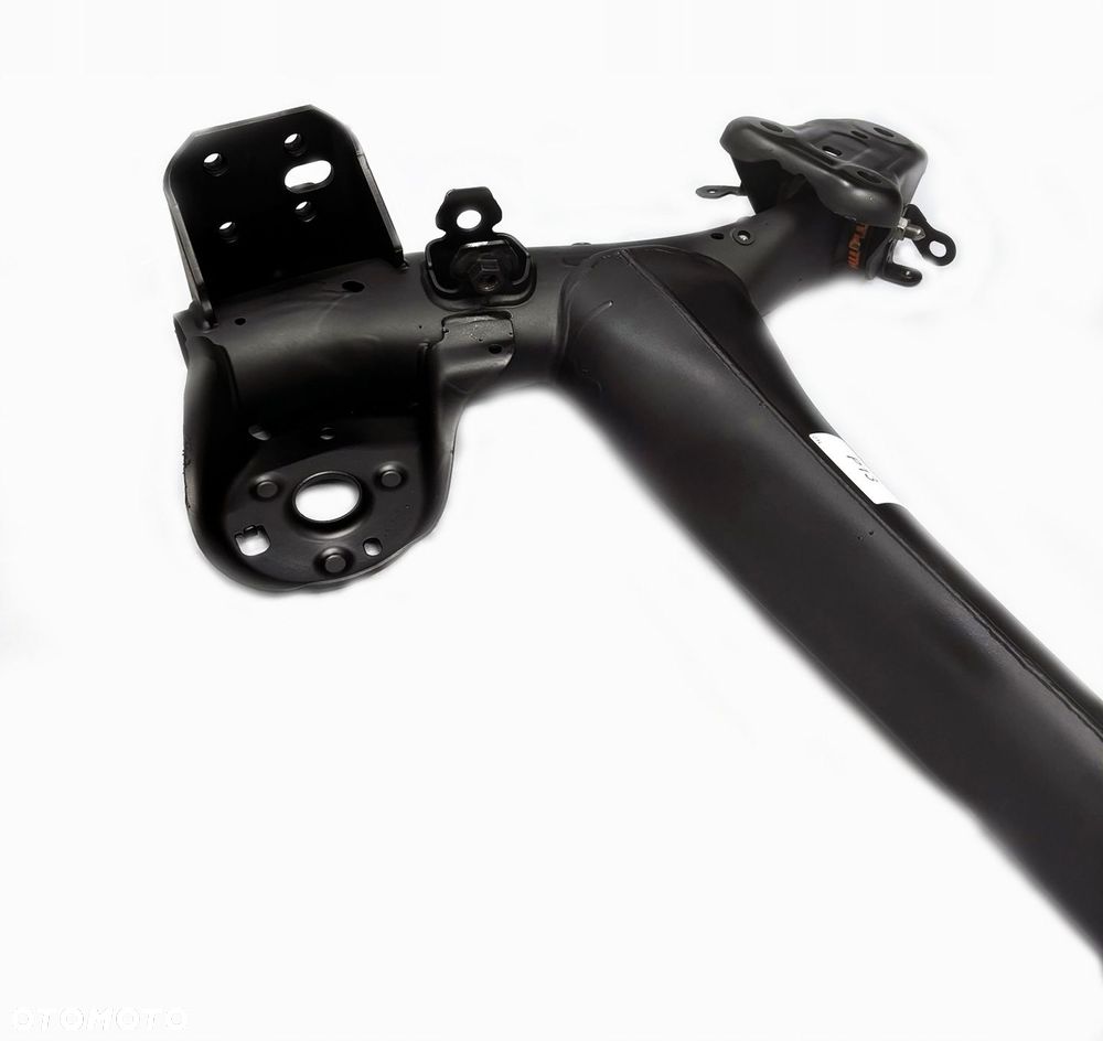 Tylna belka DS 3 Crossback UR, UC, UJ 2018.10 - - 3