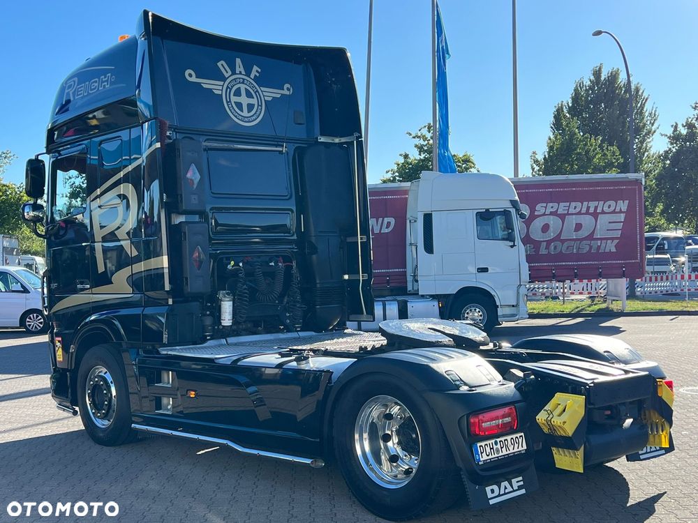 DAF XF 530 / ACC / KLIMA POSTOJOWA / RETARDER/ DWA ŁÓZKA / ZNIEMIEC - 4