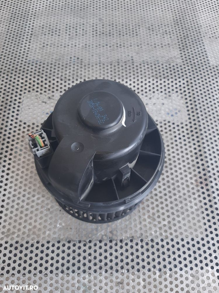 Aeroterma Ventilator Bord Habitaclu Ford Focus 2 An 2004-2005-2006-2007-2008-2009-2010-2011 Volan S - 5