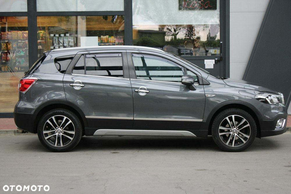 Suzuki SX4 S-Cross 1.4 T Premium 4WD - 39