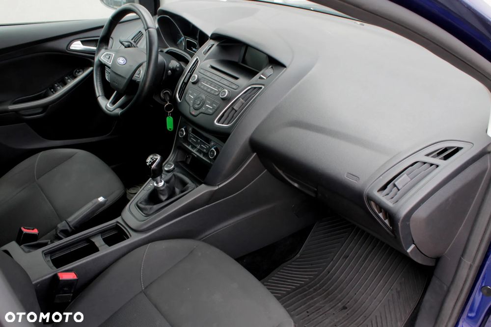 Ford Focus - 10