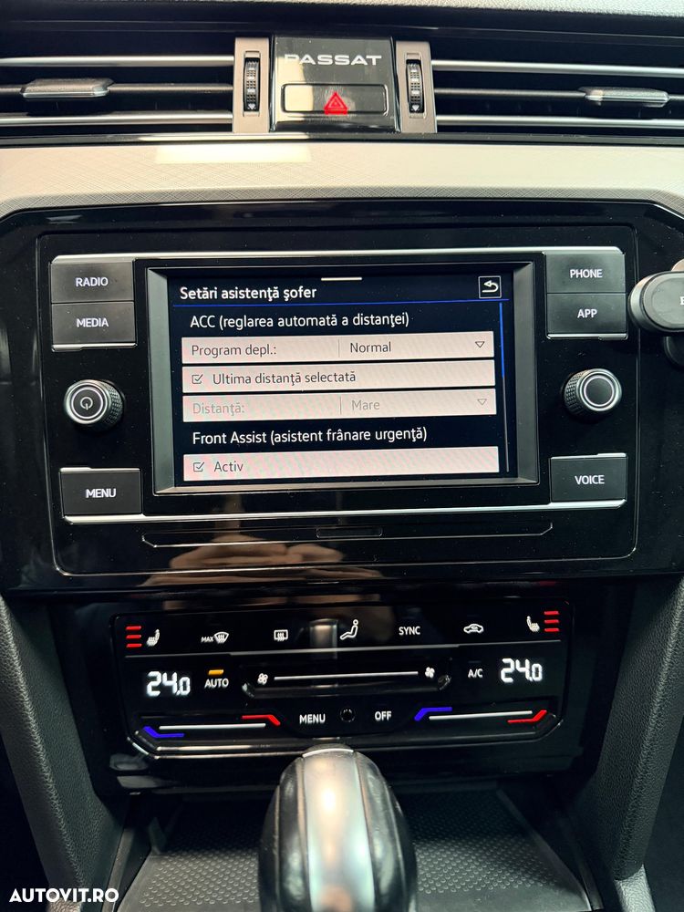 Volkswagen Passat 2.0 TDI DSG Comfortline - 26