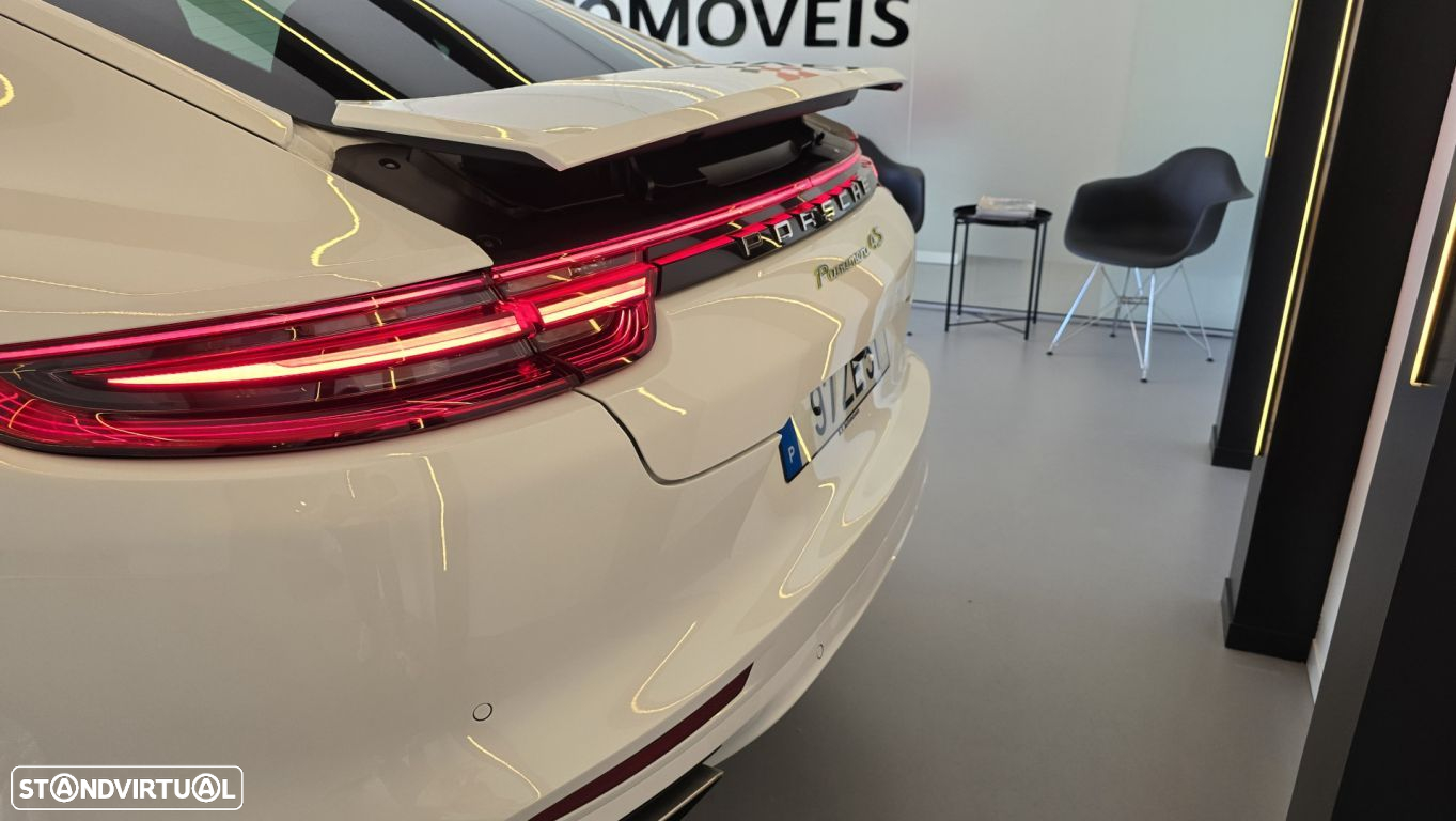 Porsche Panamera 4 E-Hybrid - 19