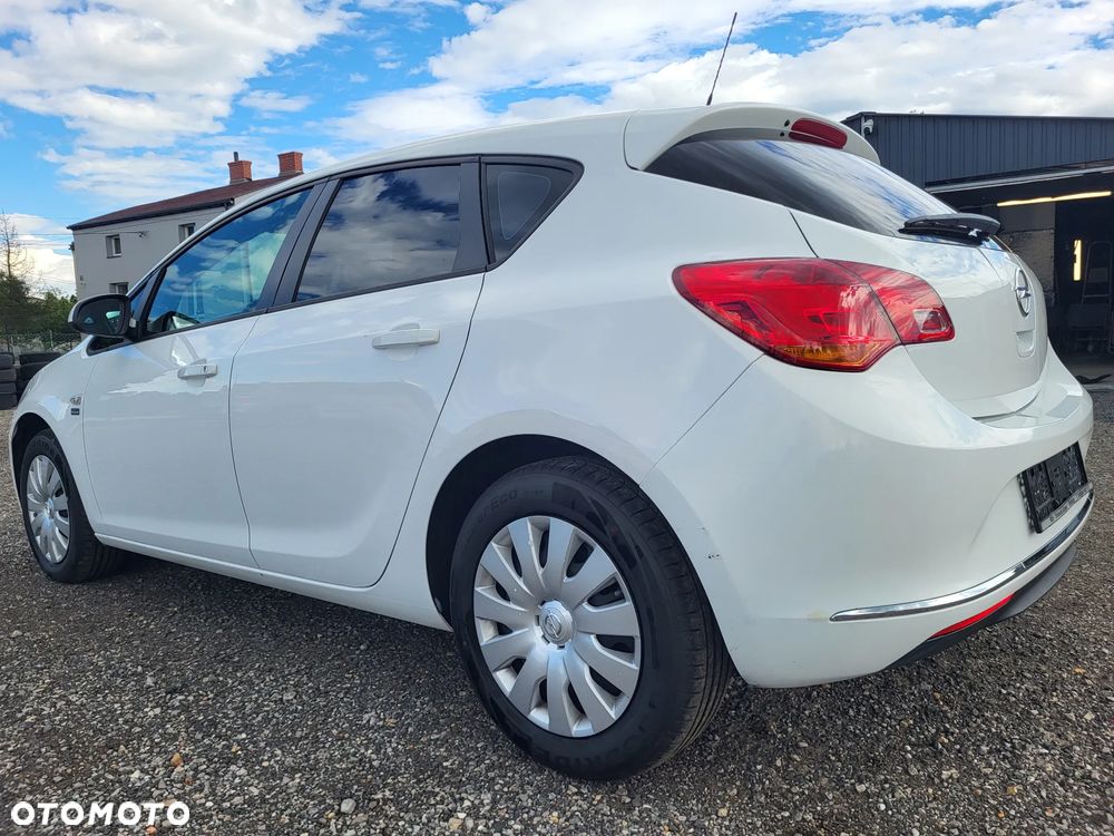 Opel Astra 1.6 ecoFLEX Start/Stop Active - 4